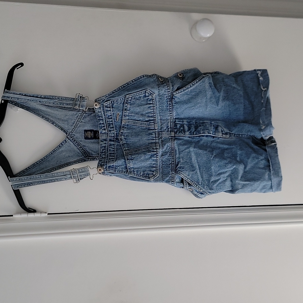 Vintage Overall Shorts from Urban Outfitters Gap Brand - fits many sizes!